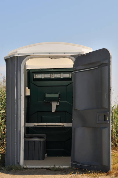 Best Construction site porta potty rental  in Mcmechen, WV